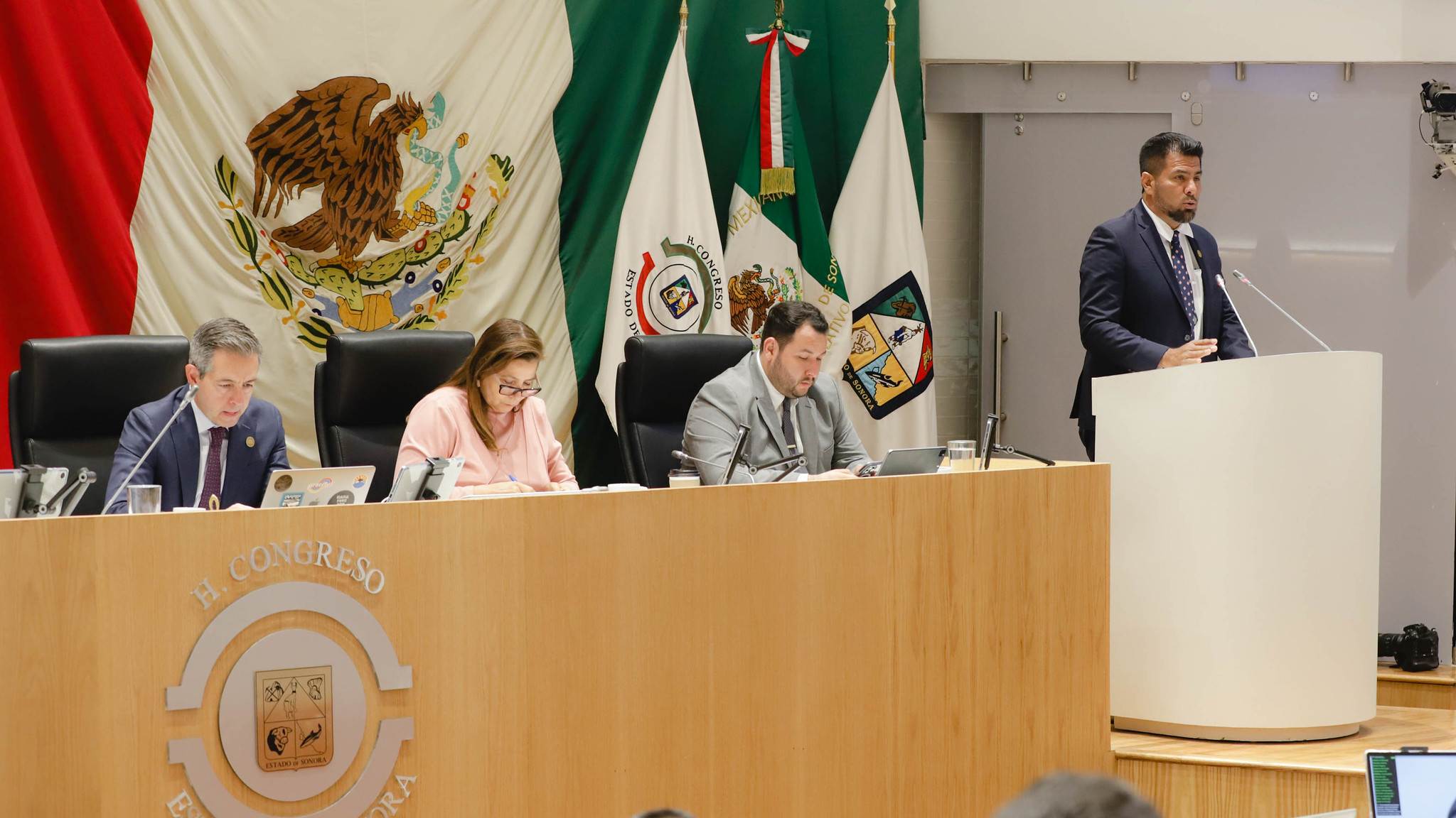 Noticias de Hoy: Congreso de Sonora analiza reformas en seguridad vial, derechos de la niñez, migración y obligaciones alimentarias