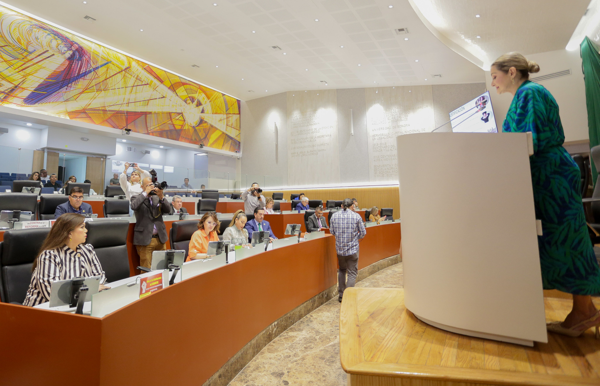 Congreso aprobó exhorto dirigido a los 72 municipios para fomentar la salud de las personas adultas mayores.