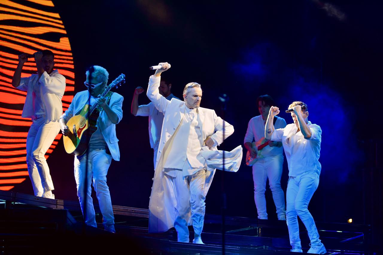 Se rinden 40 mil asistentes ante Miguel Bosé en Foro Rosales de Fiestas del Pitic