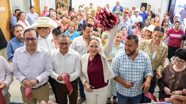 Inaugura alcaldesa Karla Córdova, Óptica Municipal en Guaymas