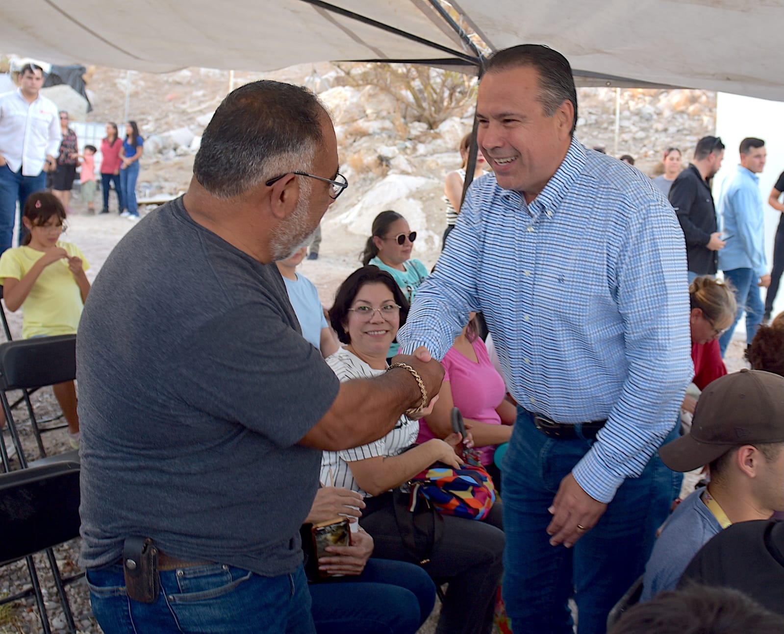 Entrega Toño Astiazarán primera etapa de Centro Comunitario Las Lomas en beneficio de vecinos del sector