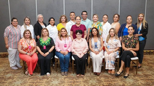 Encabeza doctora Karla Córdova González encuentro con alcaldesas y alcaldes