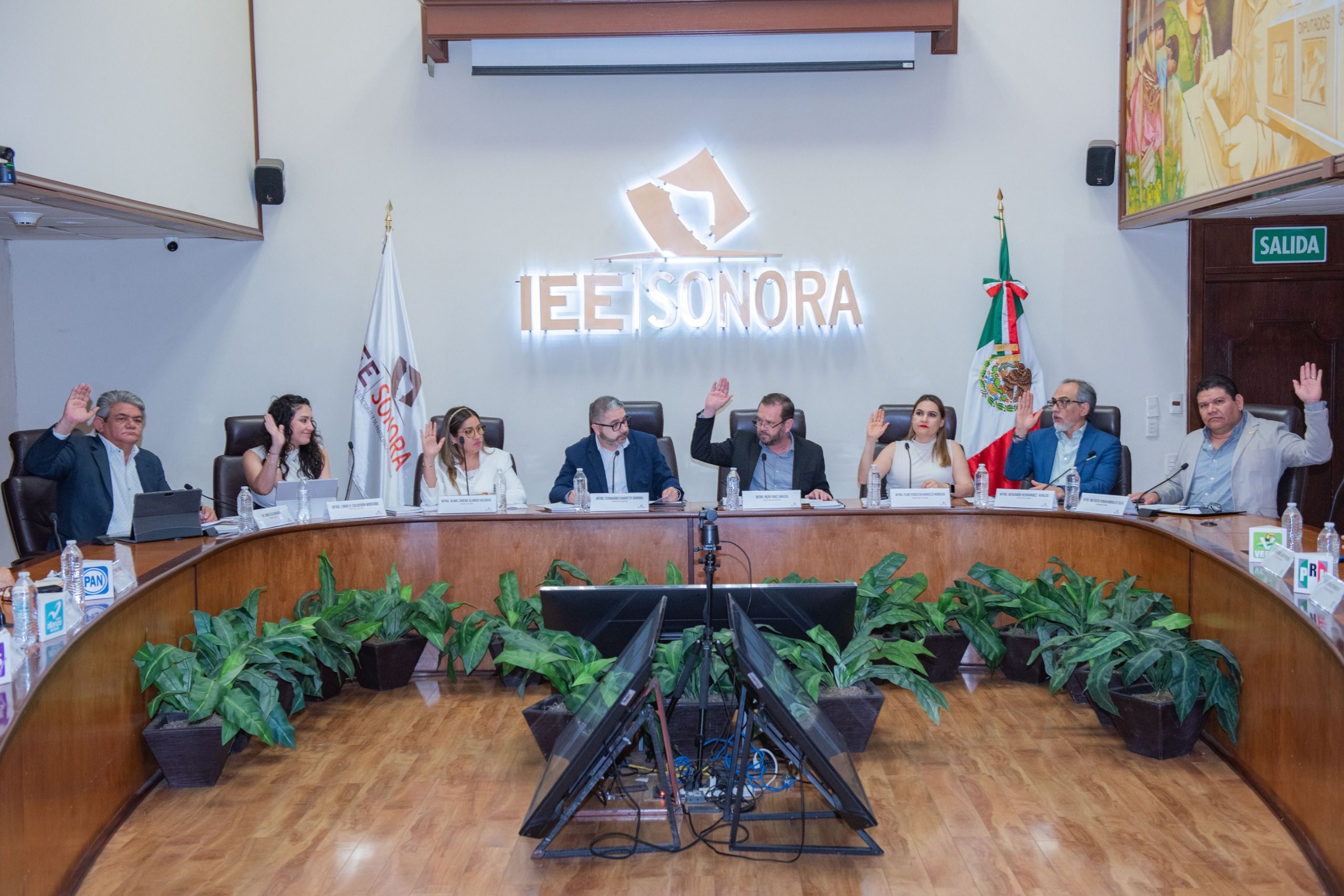 Aprueba IEE Sonora ejecución de sanciones económicas a partidos políticos
