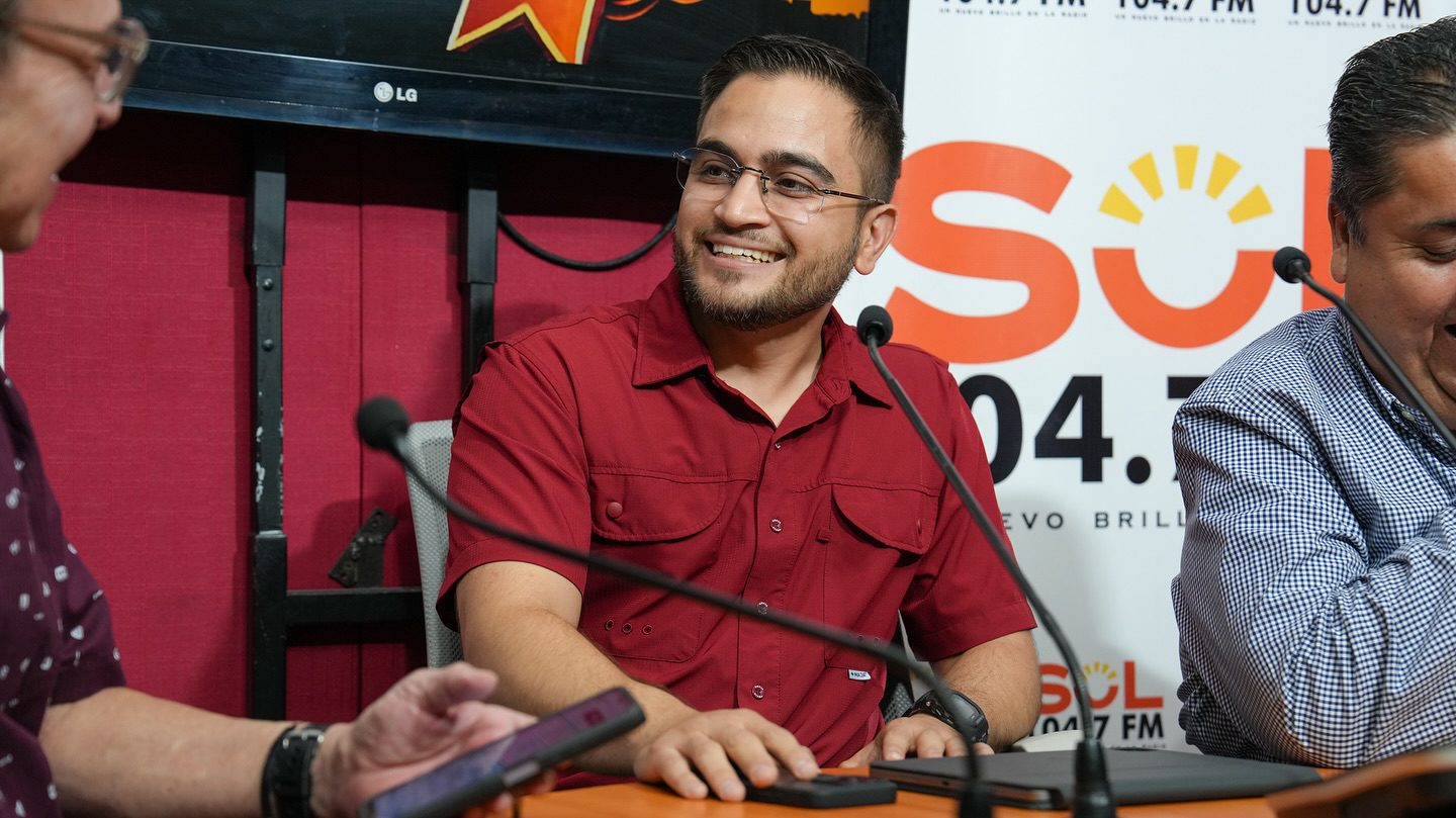 Para los de a Pie. Por: LAP Luis Fernando Oropeza// Diputado René García legisla para agilizar procesos de adopción 