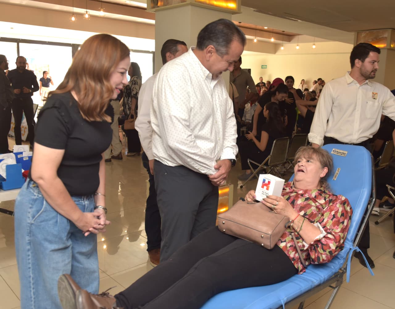 Apoya Toño Astiazarán la salud de adultos mayores