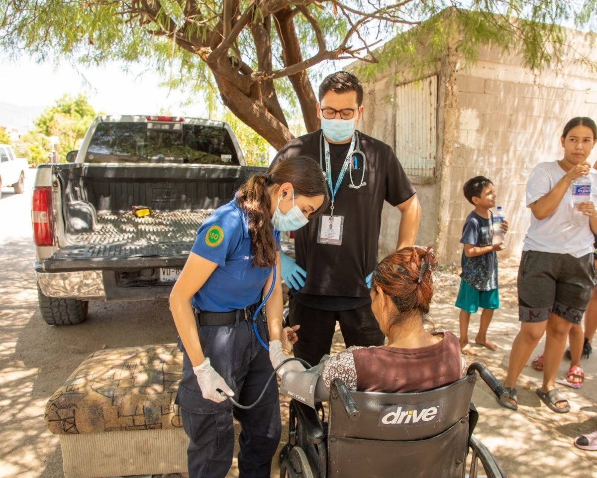 La CEPC acerca hidratación y atención médica a la población durante temporada de calor