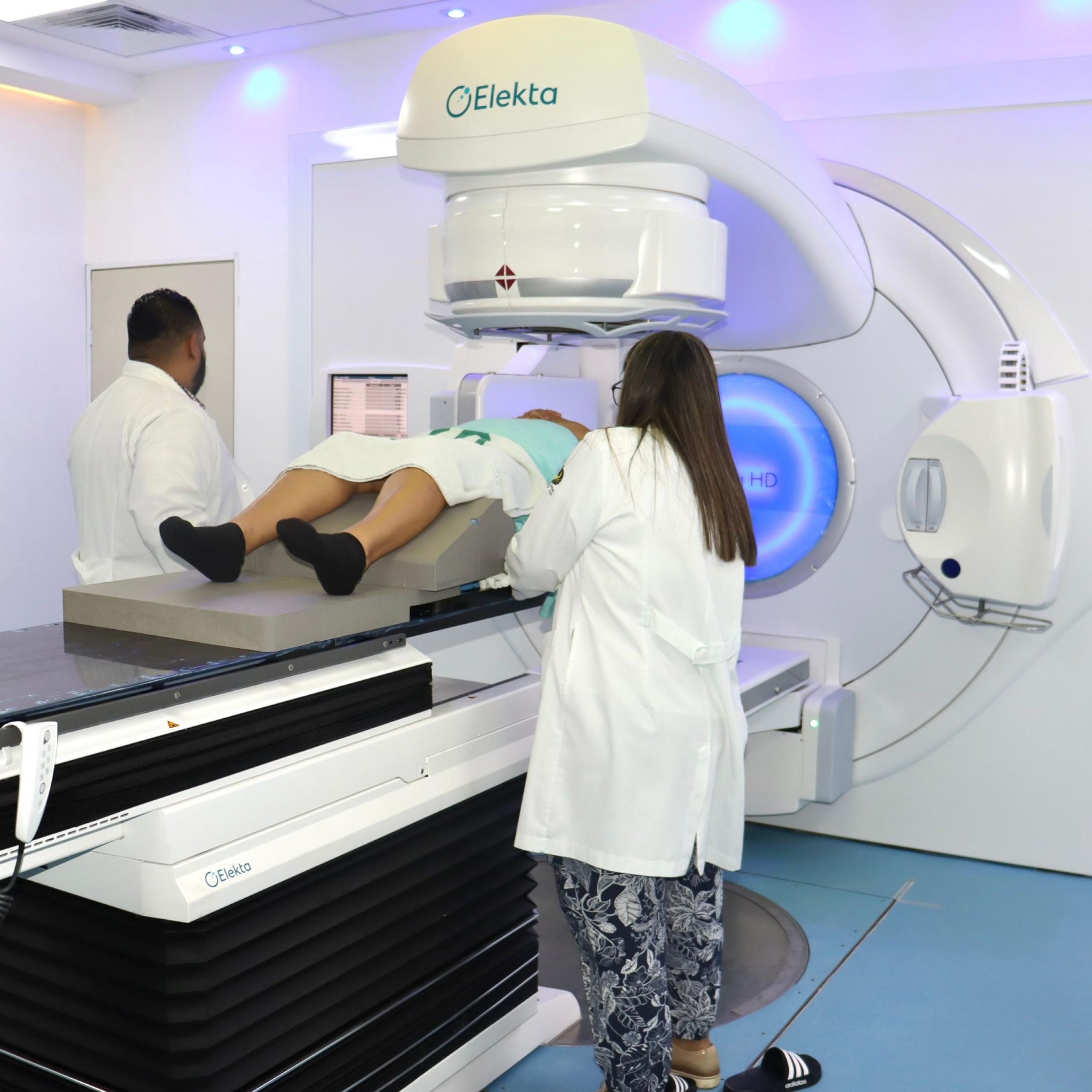 Inaugura IMSS en Sonora acelerador lineal en Ciudad Obregón