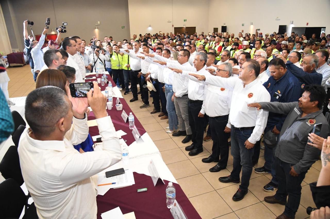 Ratifican a Javier Villarreal Gámez  como Líder del Sindicato Minero de la CTM