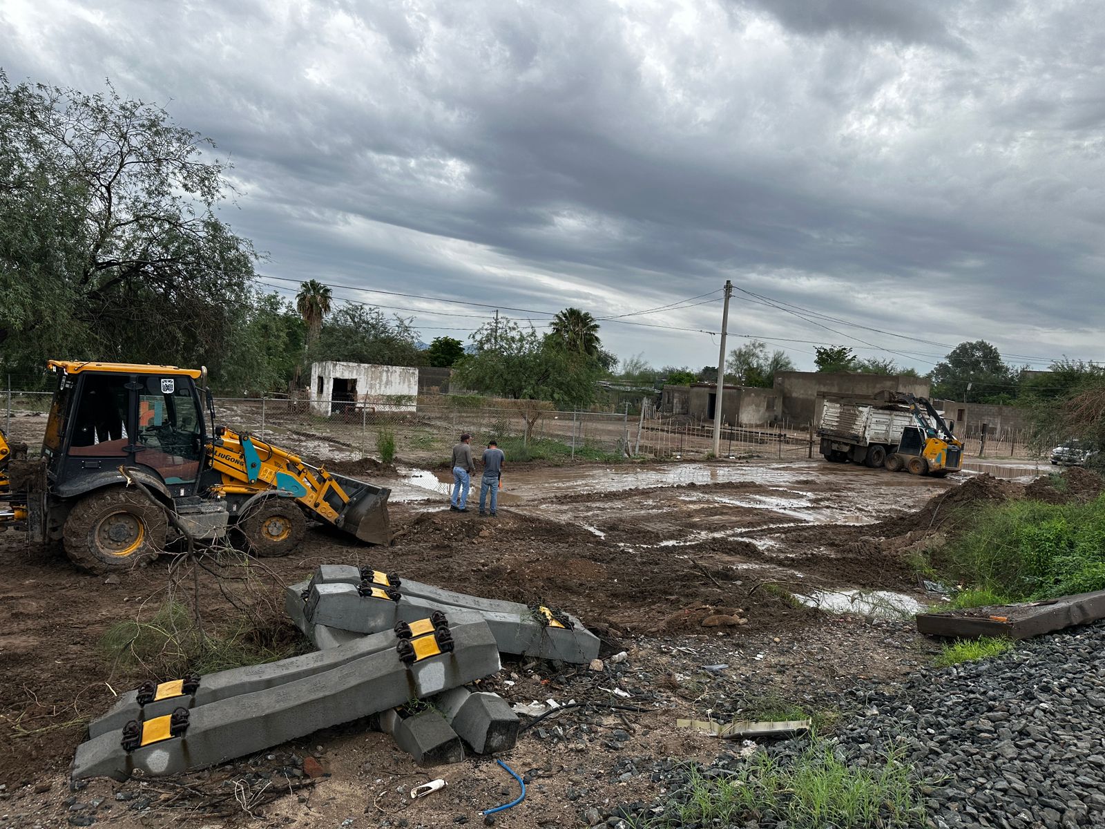 Atiende Ayuntamiento de Hermosillo a familias del ejido La Victoria ante afectaciones por lluvias