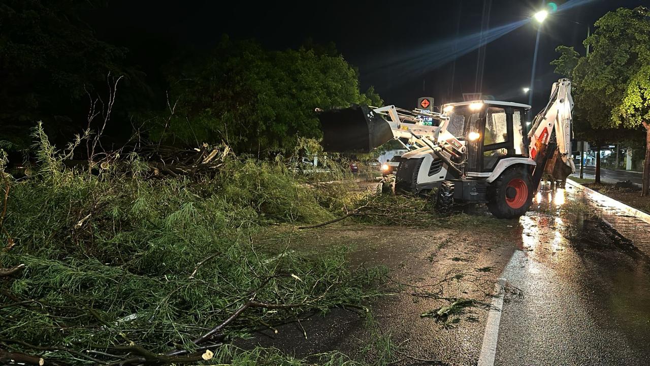 Mantiene Ayuntamiento de Hermosillo operativo permanente de atención a reportes por lluvias