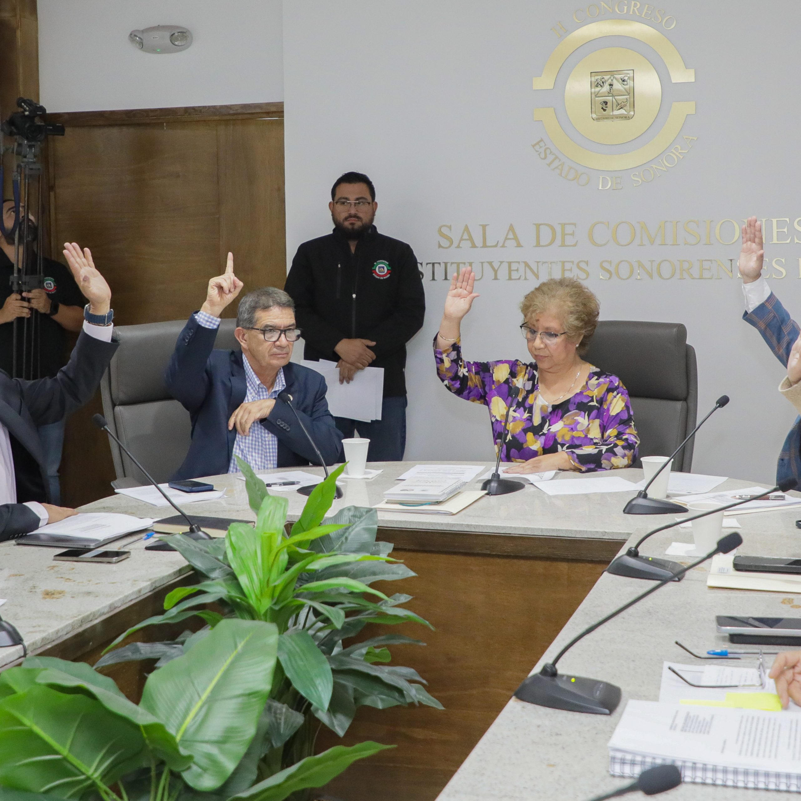 Avalan en comisión propuestas de leyes de ingresos y presupuestos de ingresos de ayuntamientos