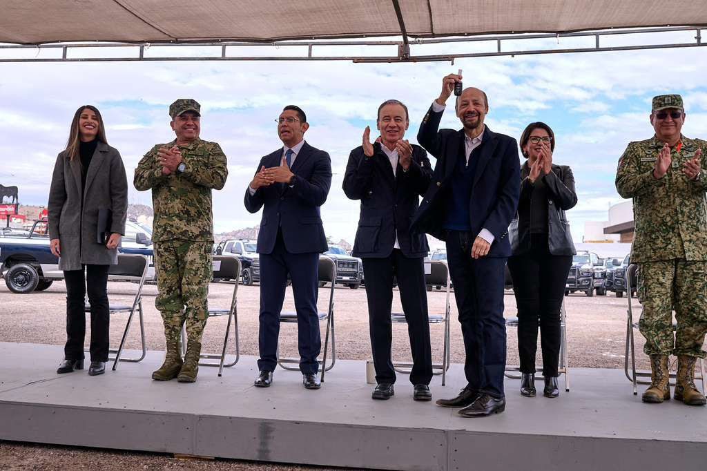 Amplía Gobernador Durazo fuerza policial en 21 municipios con unidades y agentes certificados