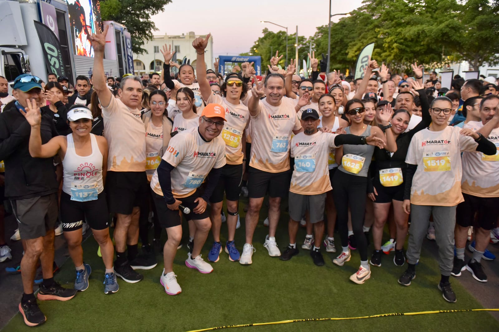 Destaca Toño Astiazarán récord de asistencia al Maratón Internacional de Hermosillo