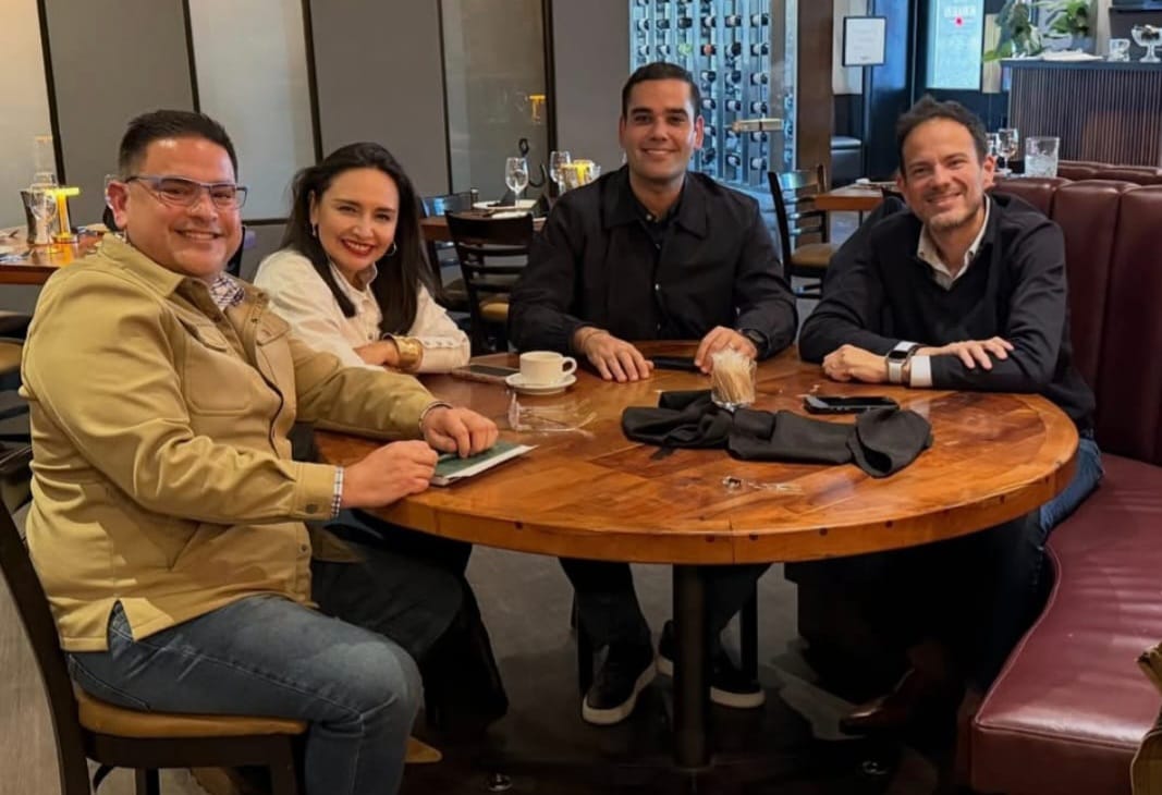 Para los de a Pie. Por: LAP Luis Fernando Oropeza// Natalia Rivera confecciona menú opositor en Sonora