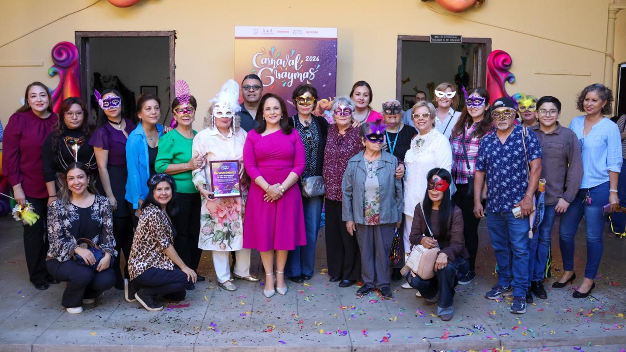 Inaugura Ayuntamiento de Guaymas exposición “Bastones carnestolendos”
