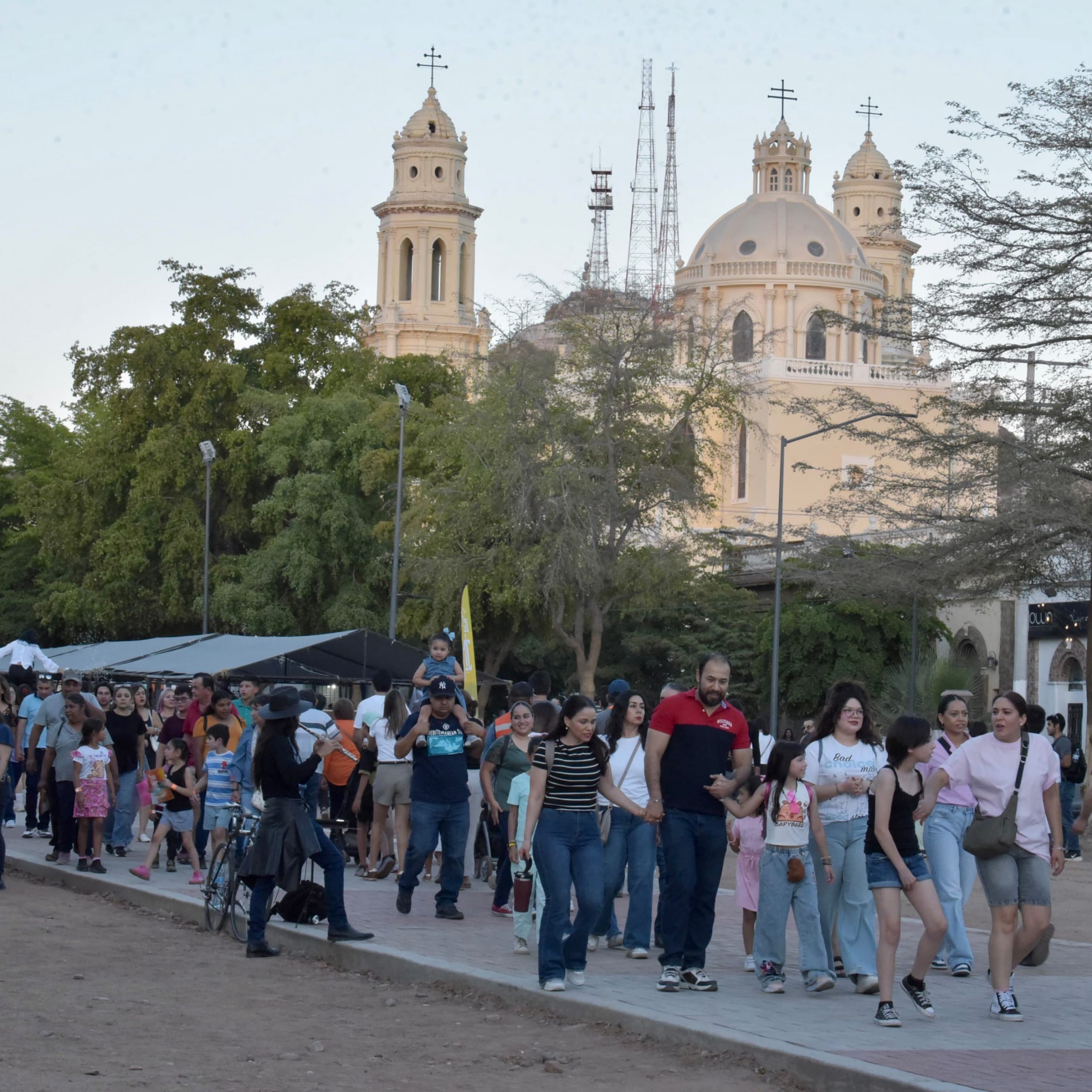 Destaca Toño Astiazarán ocupación hotelera al 100% por diversos eventos este fin de semana