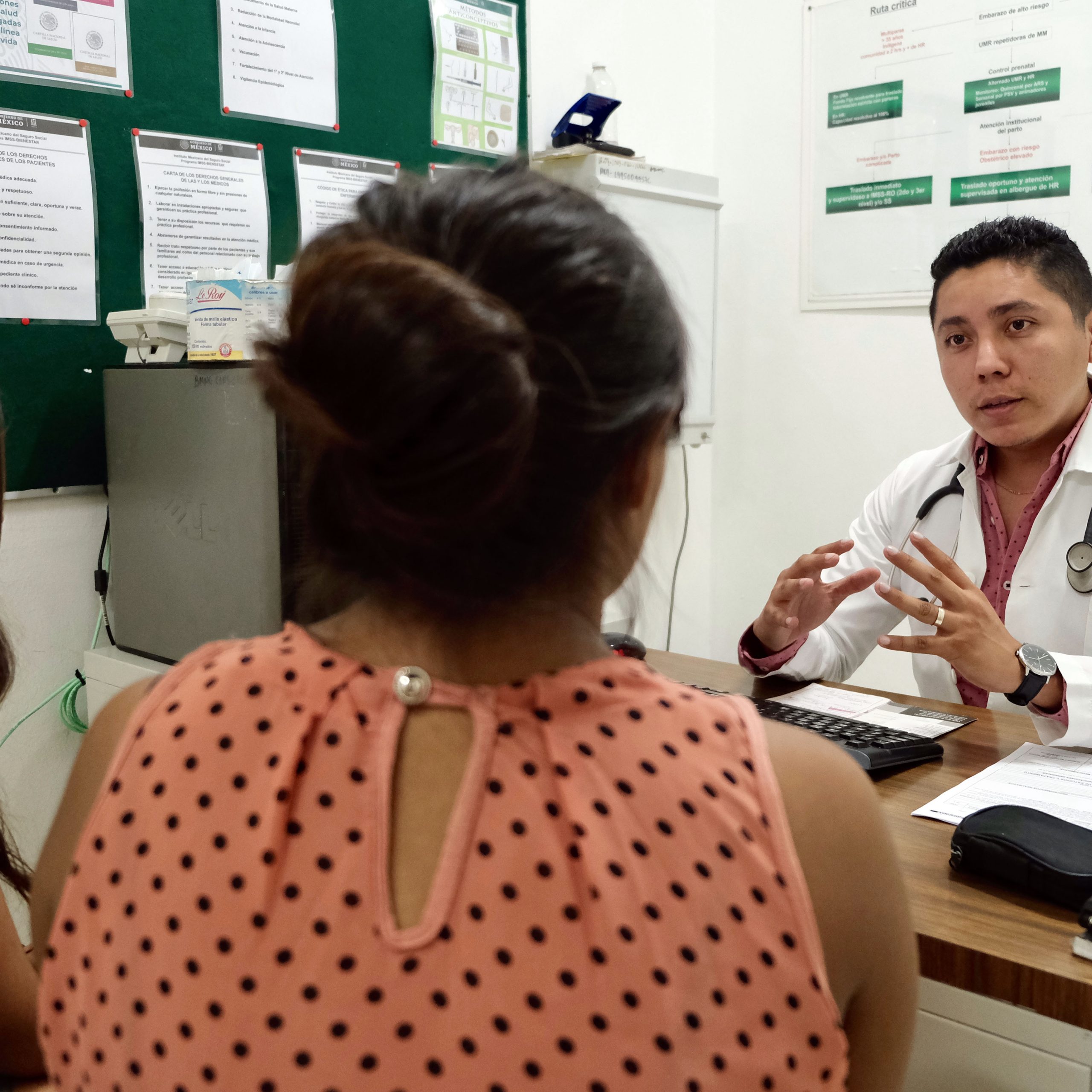 Llama IMSS a familias a identificar señales de distrés y acudir a atención profesional