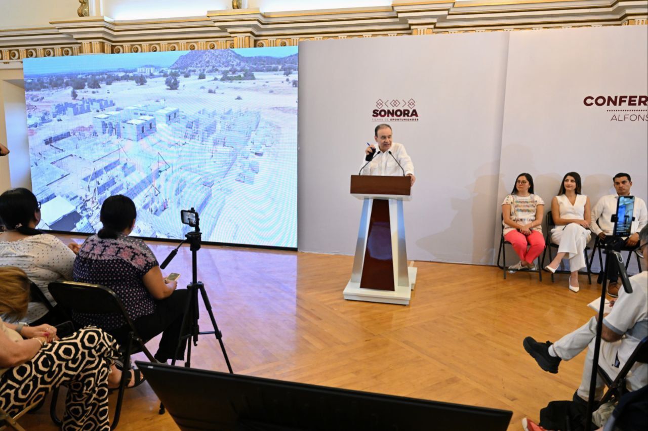 Avanza Sonora en construcción de 20 mil viviendas: Durazo Montaño