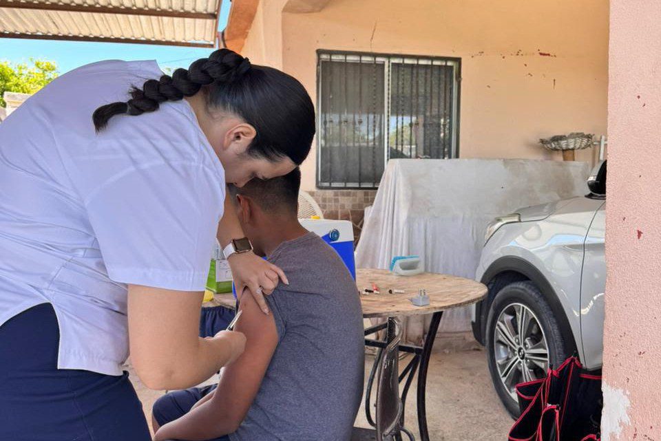 Llama Salud a vacunarse para prevenir el sarampión