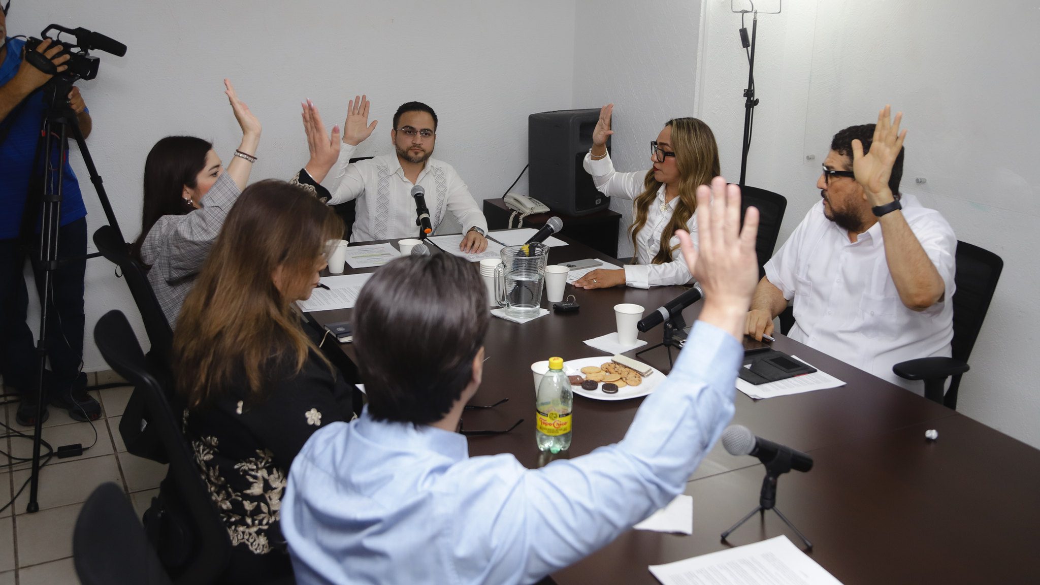Aprueba Congreso, en comisión, metodología para evaluar aspirantes a la CEDH