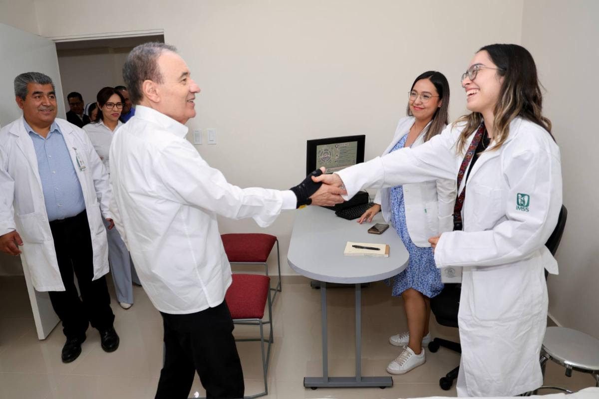 Impulsa Gobernador Durazo capacitación a médicos con mil becas