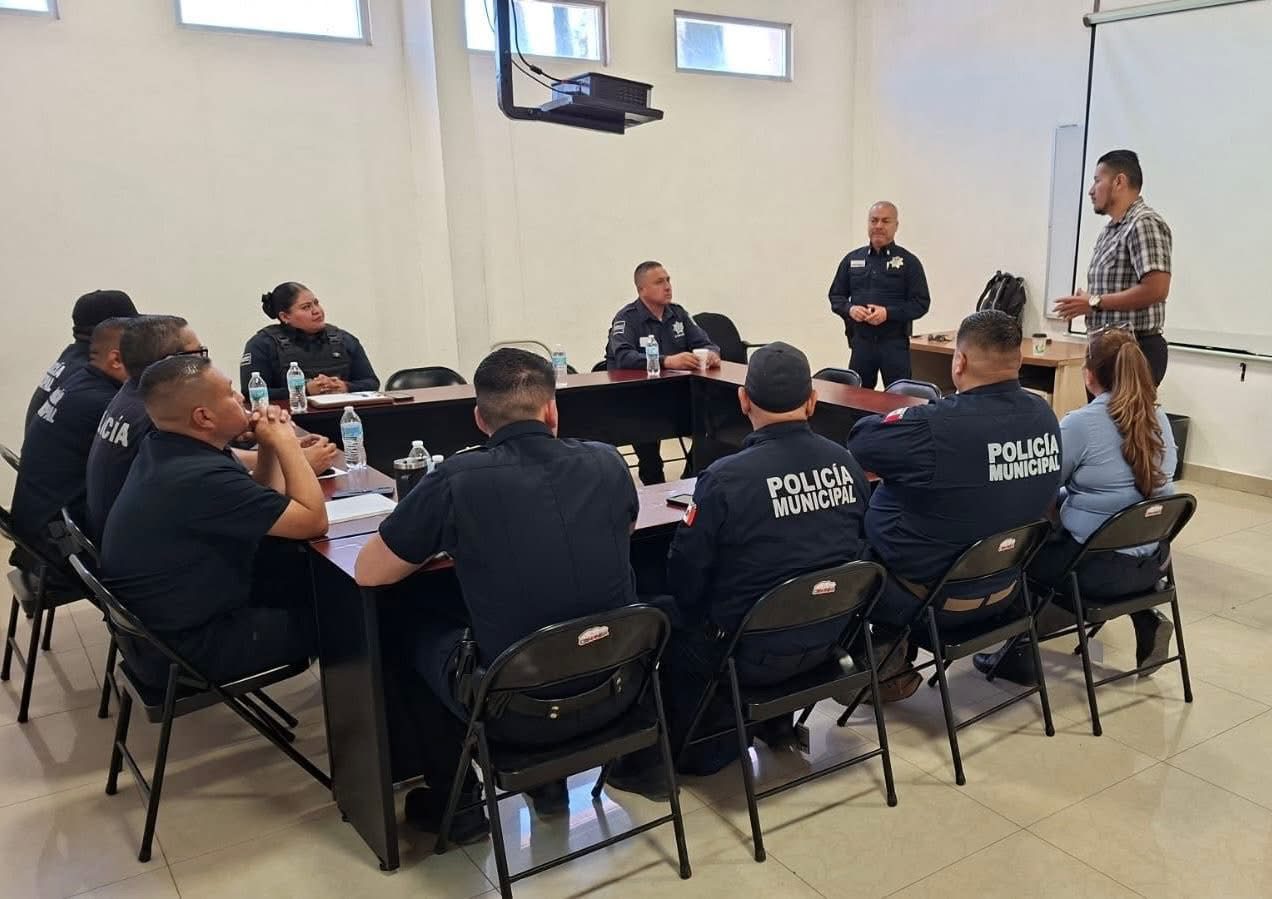 Fortalecen la Seguridad en Cananea mediante capacitación permanente de policías
