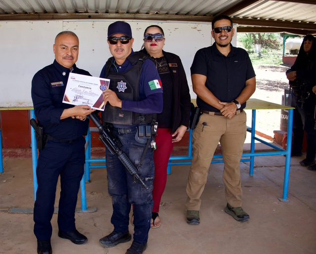 Impulsa Alcaldesa de Cananea capacitación de policías municipales