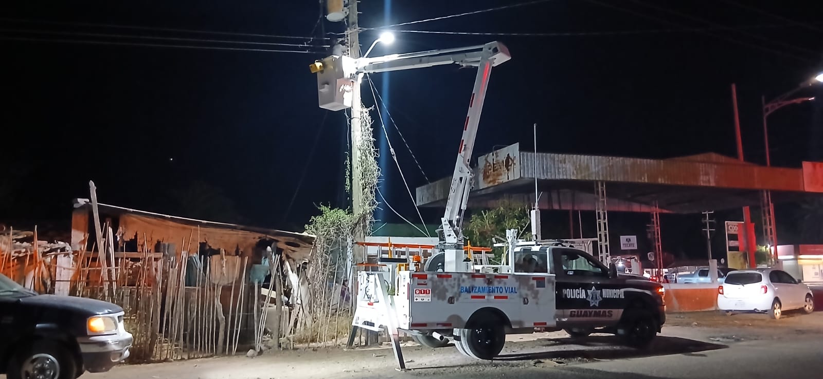 Inicia Ayuntamiento de Guaymas instalación de luminarias LED en comunidades yaquis