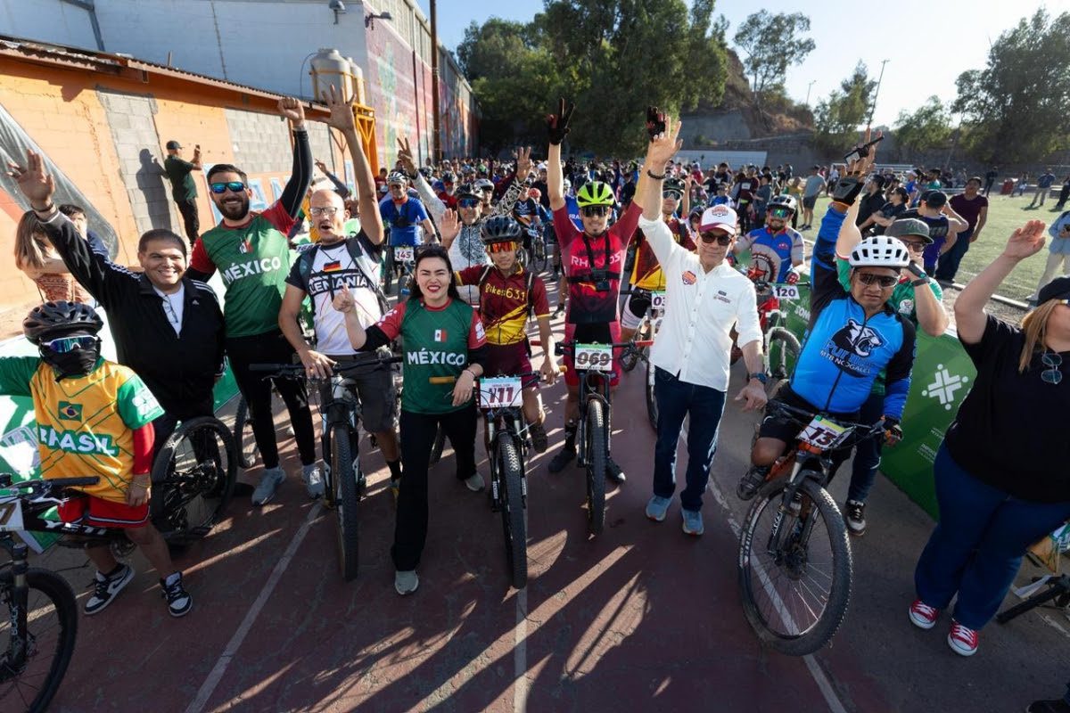 Realiza Gobierno exitosa Carrera Mundialista Golazo en Nogales