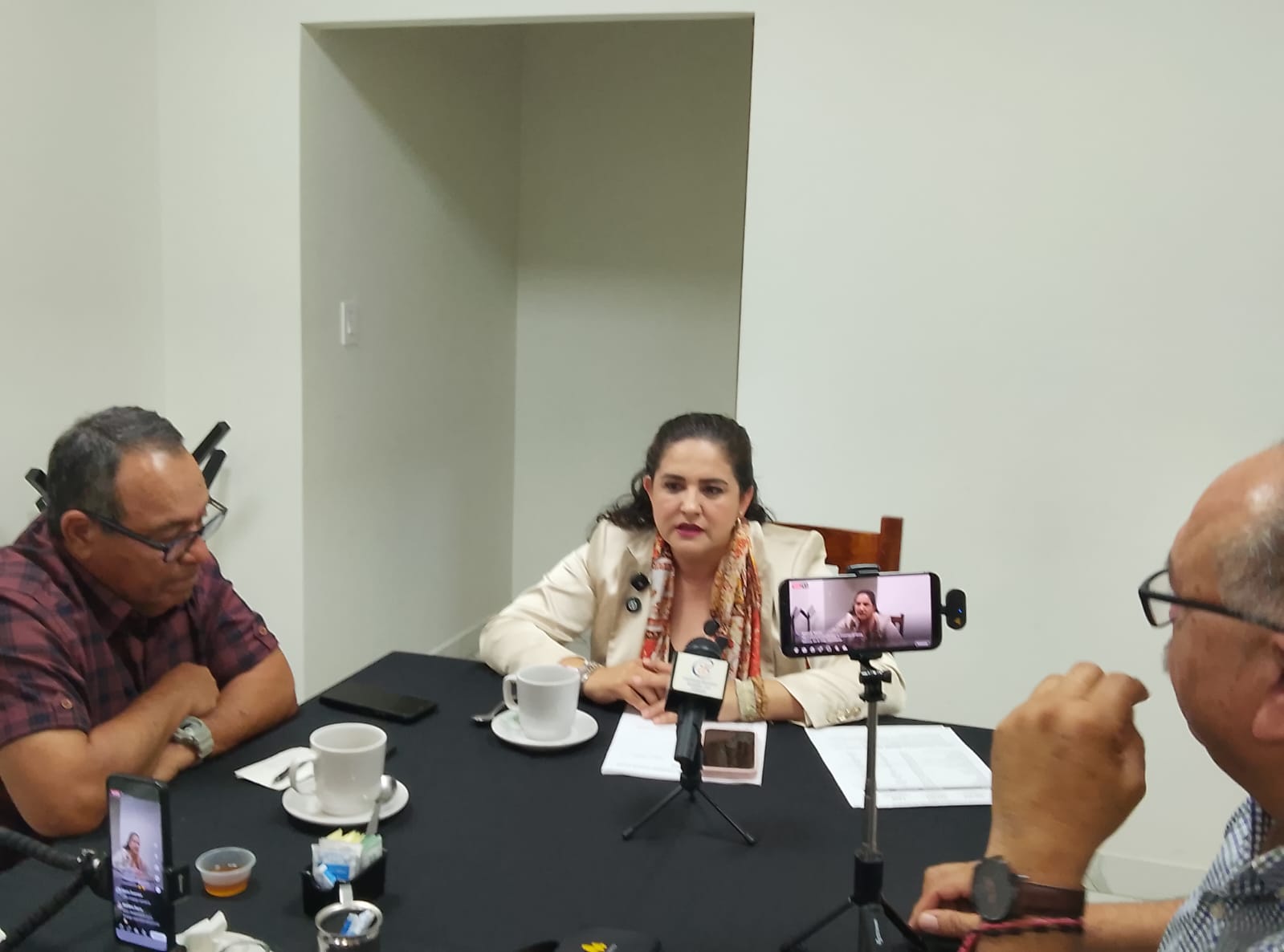 Para los de a Pie. Por: LAP Luis Fernando Oropeza// “En política no hay que llegar primero, hay que saber permanecer”: Célida López
